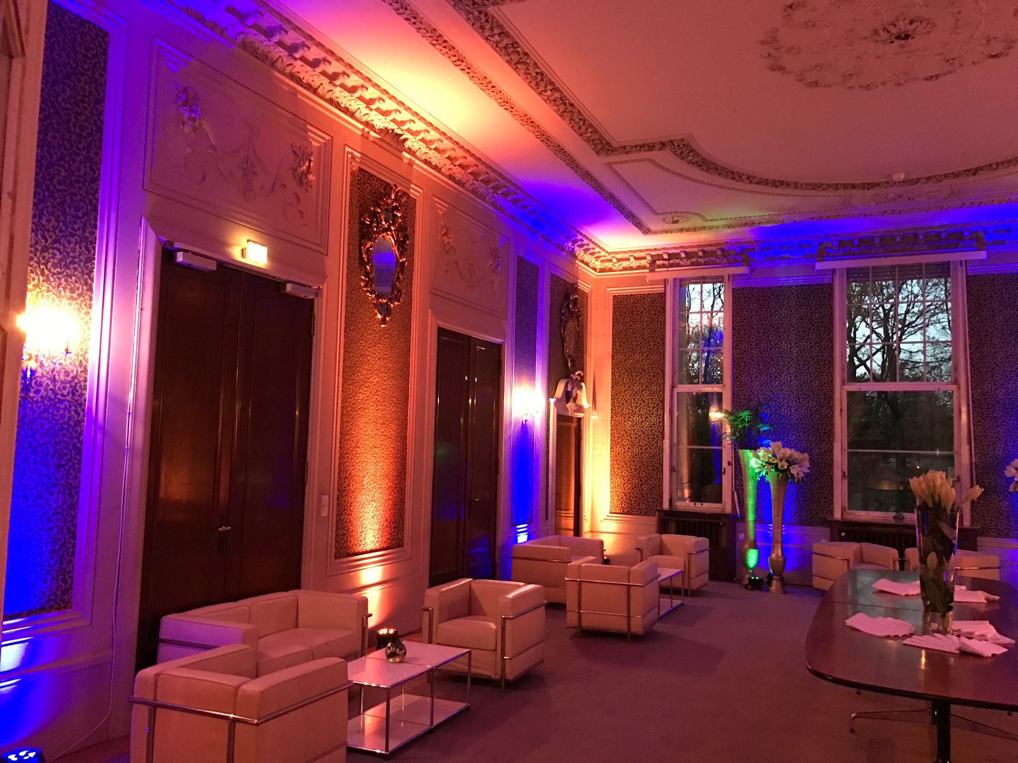 Eventlocation mit Lichttechnik